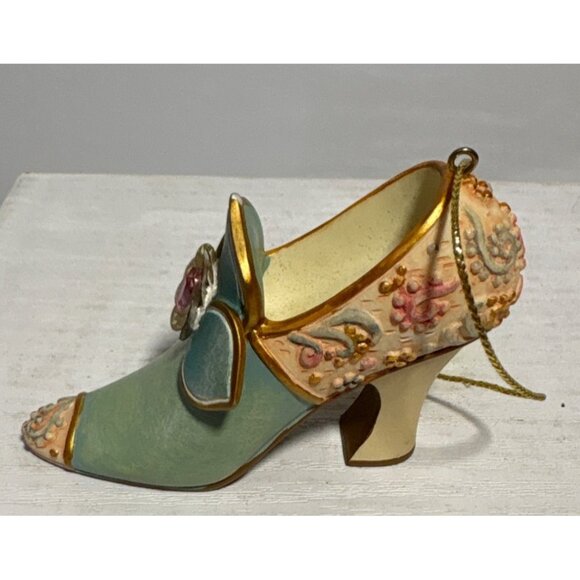 Ashton Drake The Queens Waltz Shoe Ornament Stepping In Time Collection Green - Picture 3 of 9